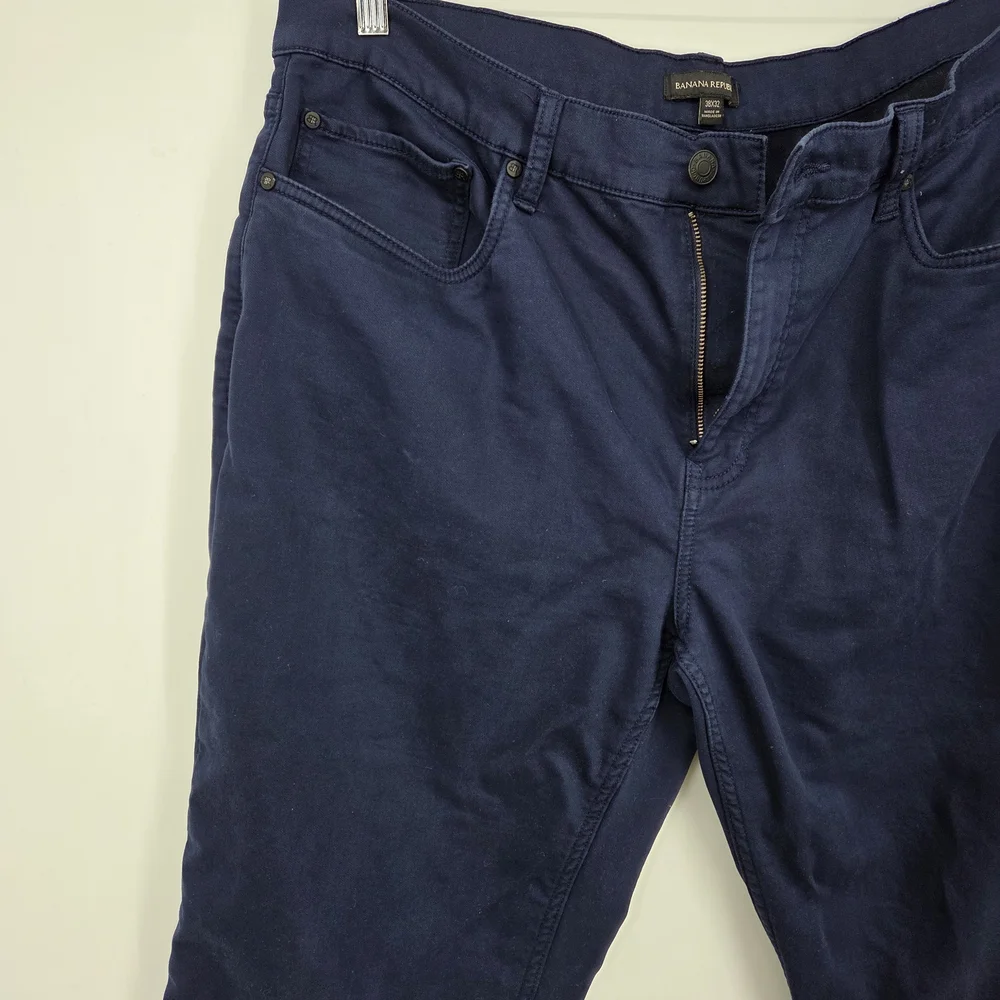 Banana Republic straight traveler Pants - navy Mens size 38x32